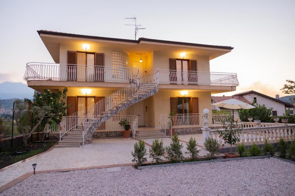 Villa Graziosa トラッピテッロ エクステリア 写真